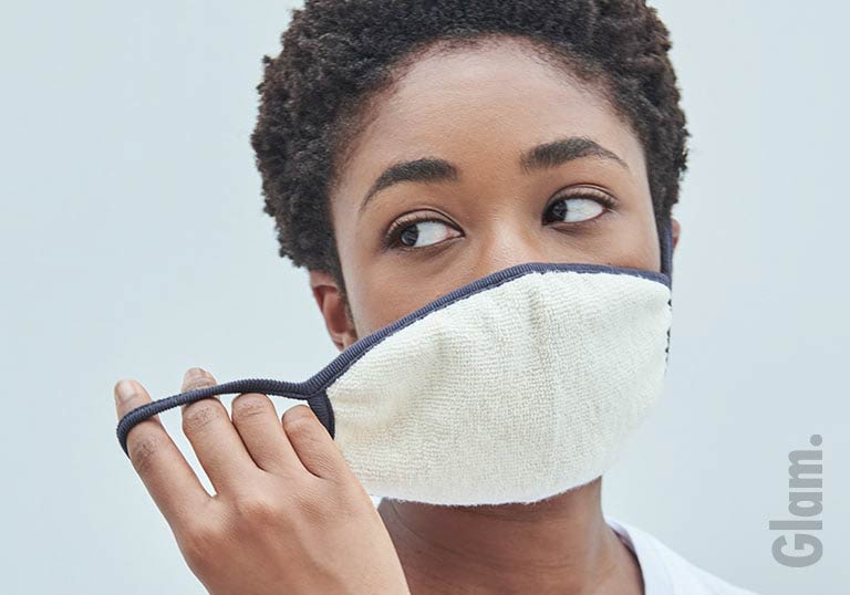 Mask YES, Maskne NO! How to Avoid & Treat Acne Under the Face Mask