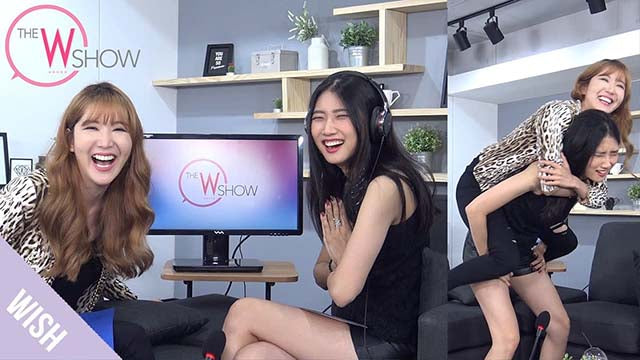 The W Show Ep.2(Pt.2) | Adult Acne, Whisper Challenge